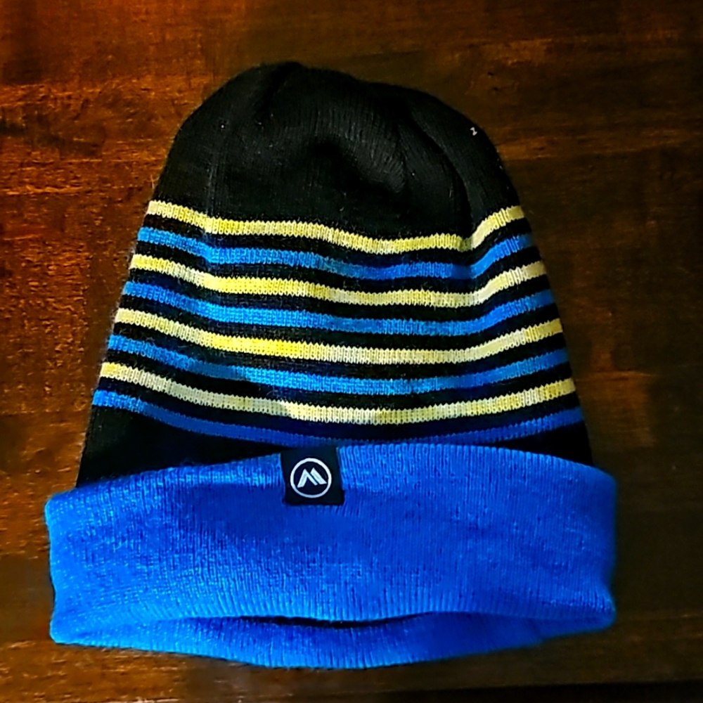 Beenie reversible wear